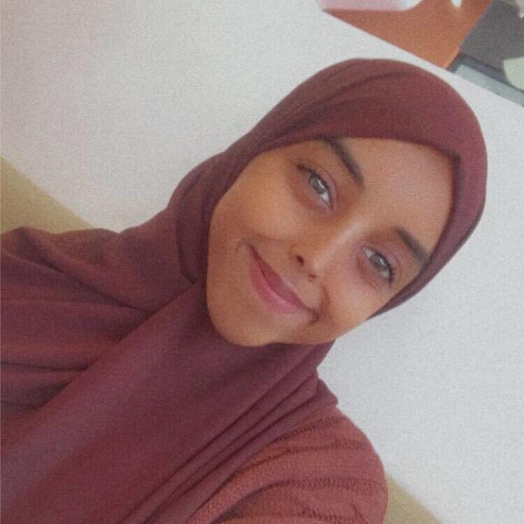 Reliable House Sitter in Scarborough, Ontario - Affordable Rates, Trusted Care